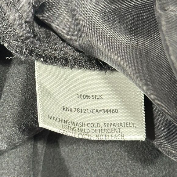 Eileen Fisher Silk Pants‎ Sz S Black Cropped Ankle Button Trousers Quiet Luxury - Picture 9 of 11